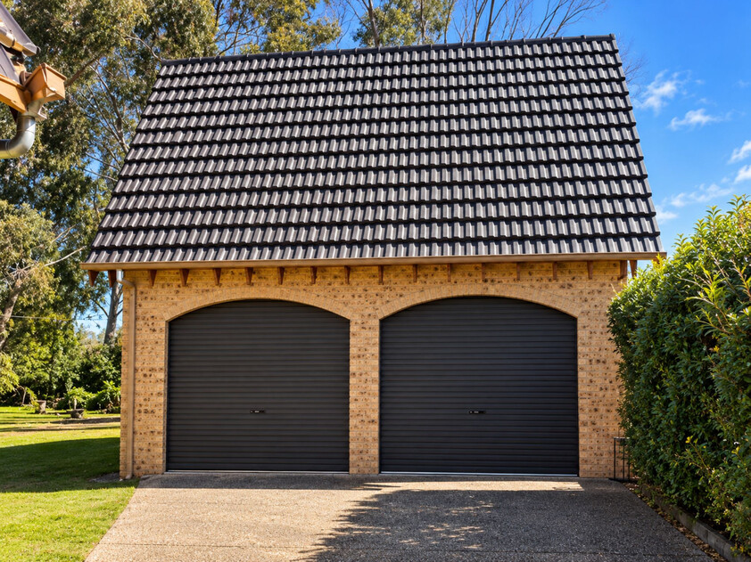Architecturally Designed Chalet Style Home on Approx. 1,300m²