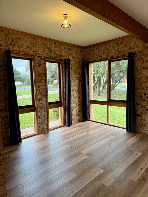 Architecturally Designed Chalet Style Home on Approx. 1,300m²