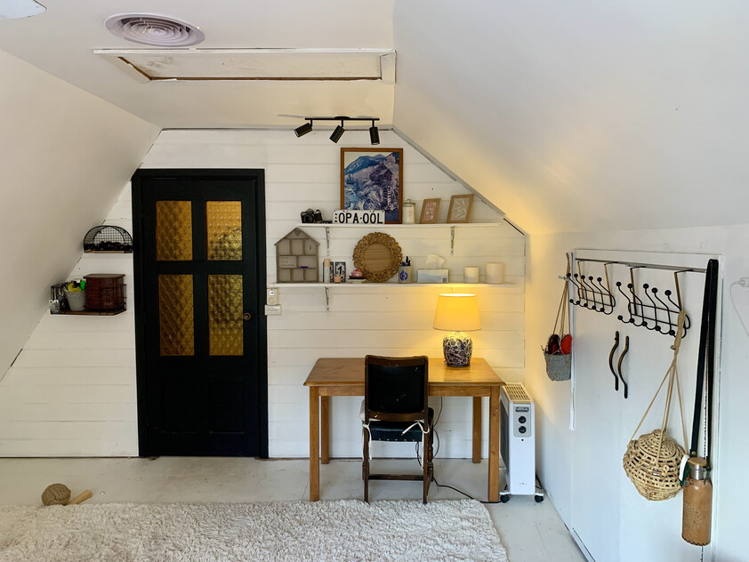 Architecturally Designed Chalet Style Home on Approx. 1,300m²