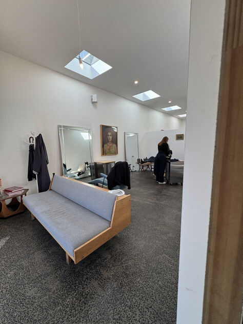 Office/Studio/Showroom with Abundant natural light