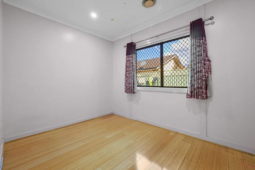 Spacious 3-Bedroom Villa with Beautiful Deck & Yard Facing Playground & Walk to Station!