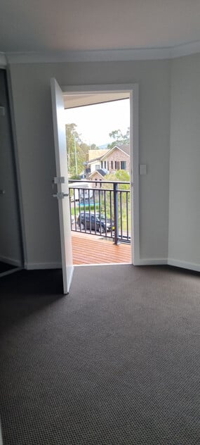 Modern 3 bedroom 3 bathroom townhouse in a popular estate for rent