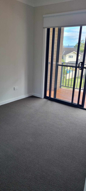 Modern 3 bedroom 3 bathroom townhouse in a popular estate for rent