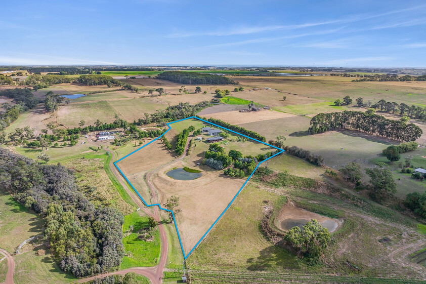 Sustainable Lifestyle and Rural Serenity