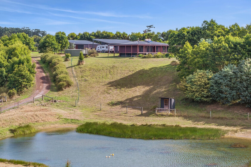 Sustainable Lifestyle and Rural Serenity