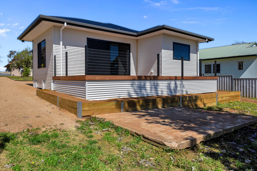 Move-In ready & beautifully renovated