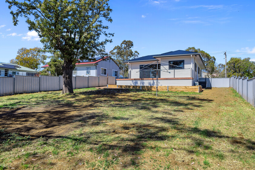 Move-In ready & beautifully renovated