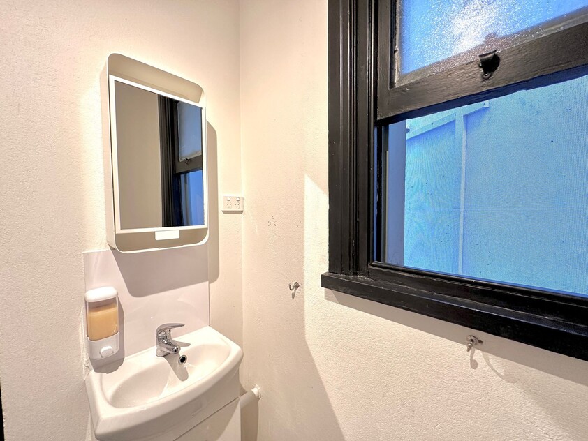 Modern Furnished Studio Units in Potts Point Move In Today!