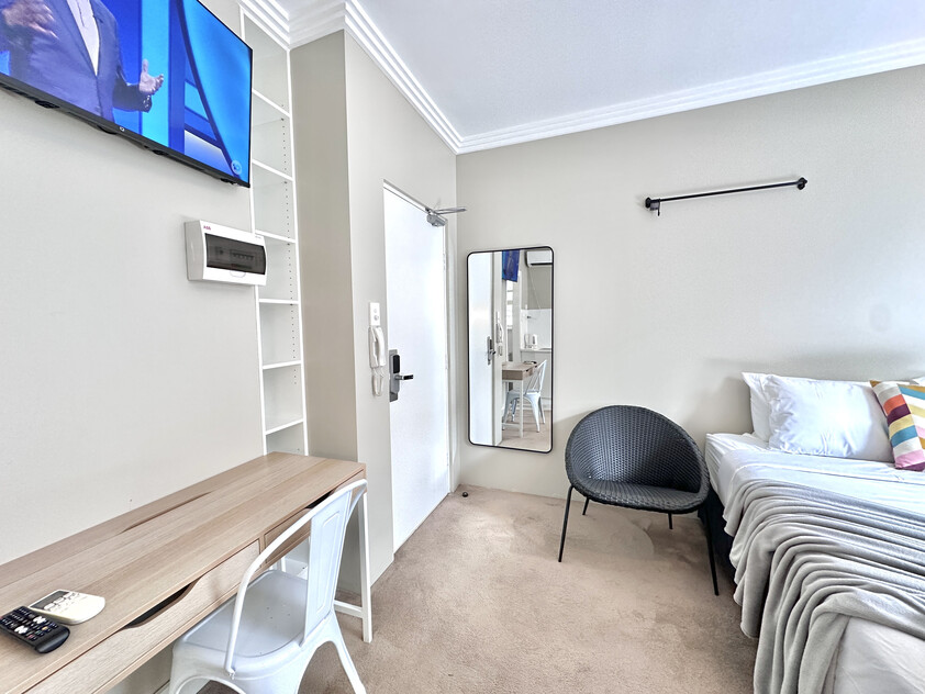 Modern Furnished Studio Units in Potts Point Move In Today!