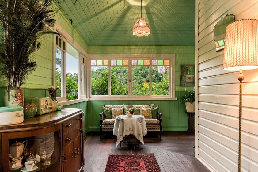Charming Grand Timber Country House & Lifestyle, Close to Beaches & Town