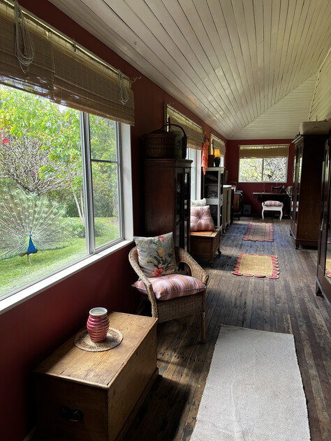 Charming Grand Timber Country House & Lifestyle, Close to Beaches & Town