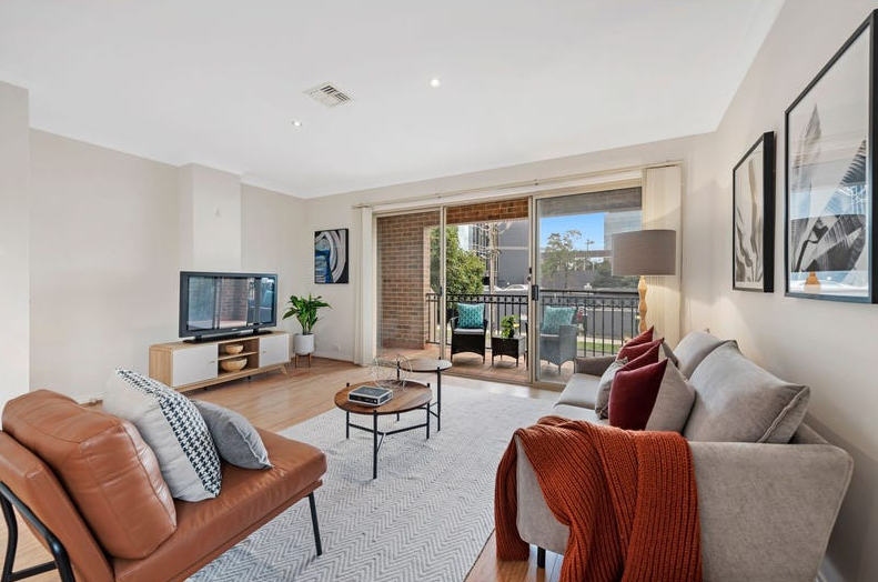 Modern 3-Bedroom Unit with Open Living in a Prime Location