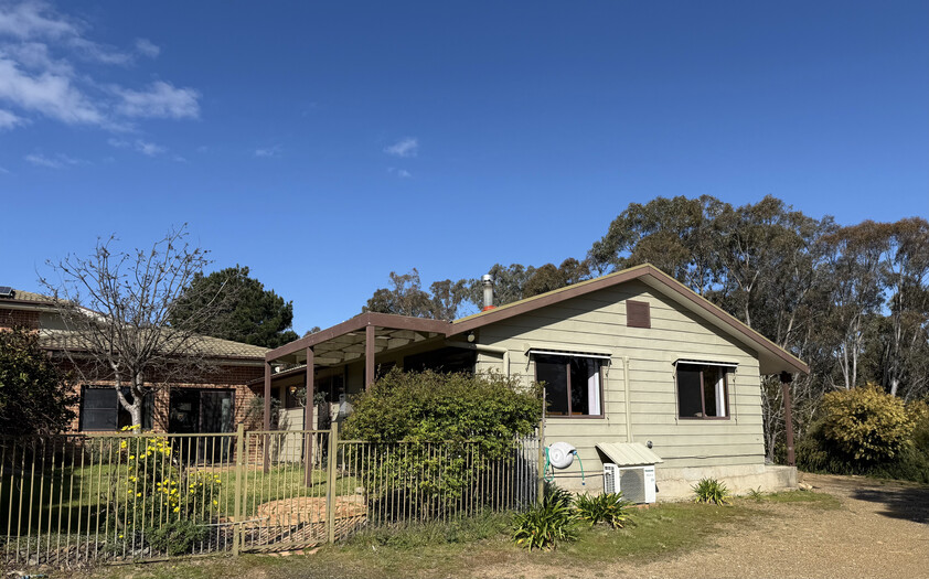 Country Cottage north of Gundaroo