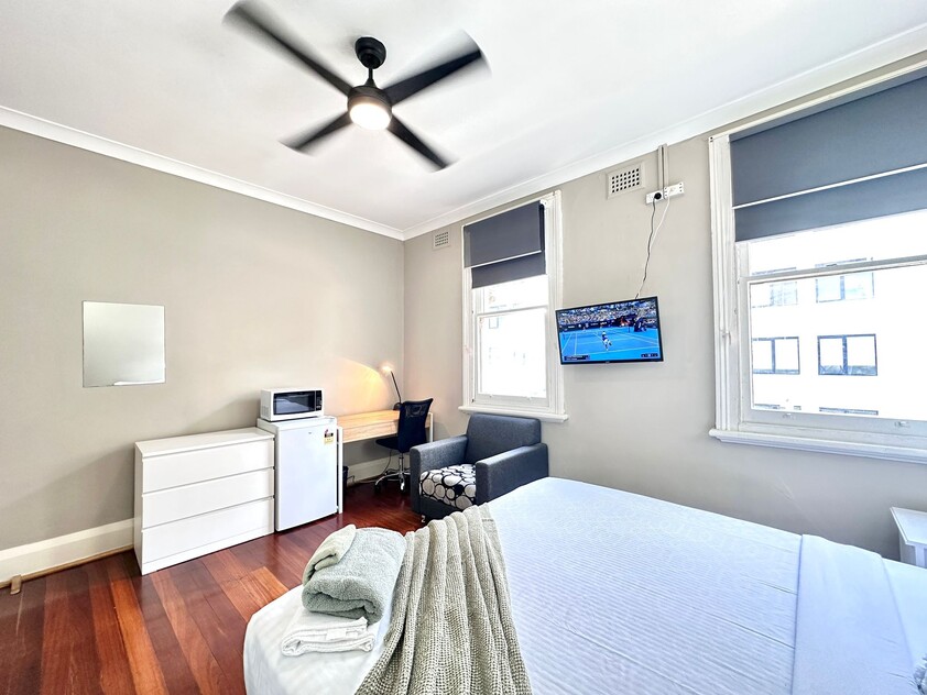Haymarket - Prime Sydney Location - Cnr George St and Central Station