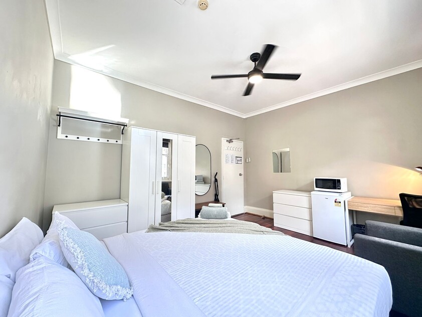 Haymarket - Prime Sydney Location - Cnr George St and Central Station