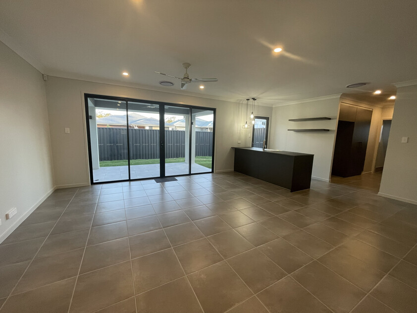 Pallara’s Premier Brand-New Home Privacy, Style & Comfort