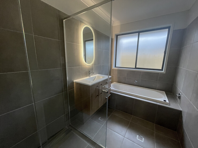Pallara’s Premier Brand-New Home Privacy, Style & Comfort