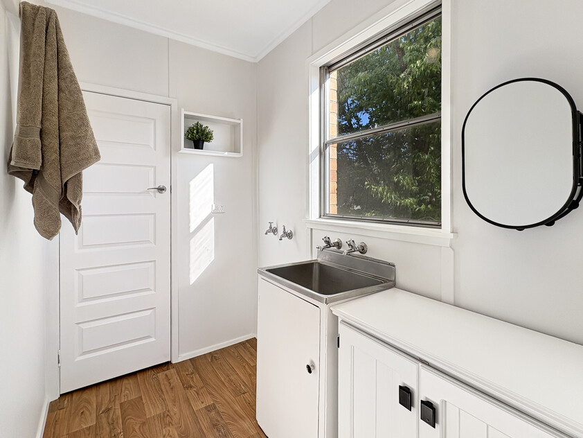 Turnkey Central Living — Nothing to Do!