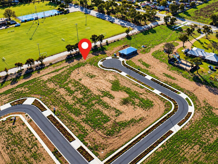 Build with the Park at Your Back Door, 814m² in Southview Estate