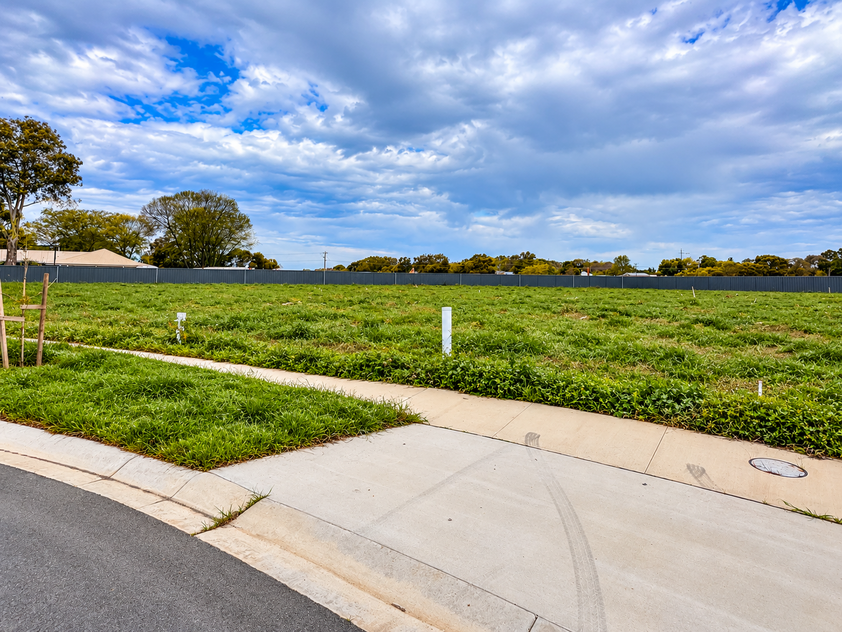 Space to Build Something Special, Generous 1,064m² Allotment Next to Ken Harrison Reserve