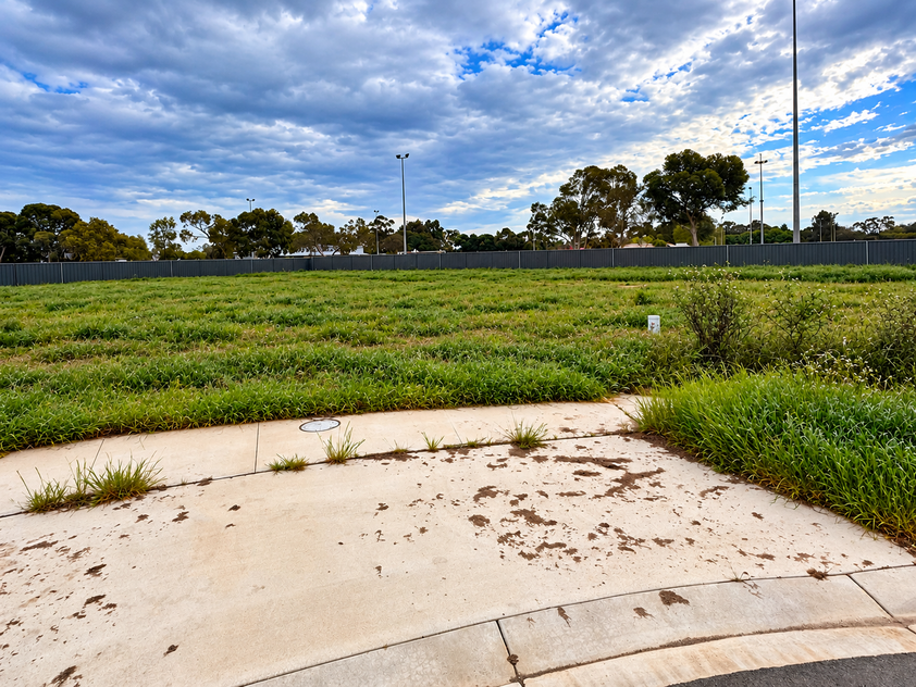 Space to Build Something Special, Generous 1,064m² Allotment Next to Ken Harrison Reserve