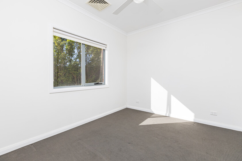 Stylish, Comfortable Living Close to the Murray River