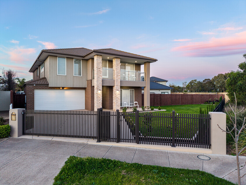 Rare 1,000sqm+ North-Facing Land - Wetland Park & Lake Lifestyle