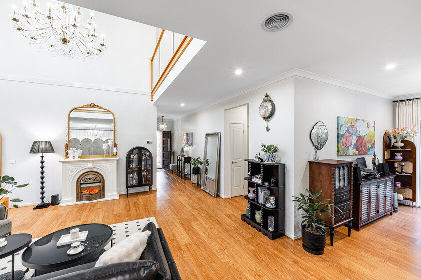 Rare 1,000sqm+ North-Facing Land - Wetland Park & Lake Lifestyle