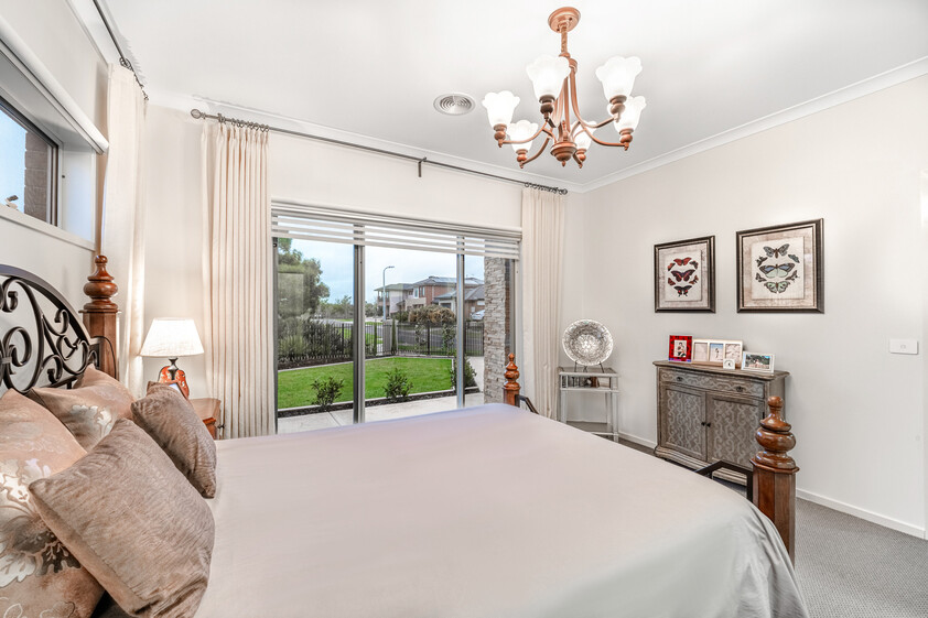 Rare 1,000sqm+ North-Facing Land - Wetland Park & Lake Lifestyle