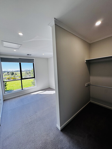 Premium 4-bedroom + study 3-Bath family home | Pet-friendly | Low-maintenance living | Veggie garden | Convenient location