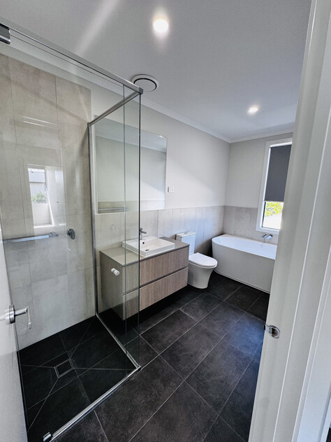 Premium 4-bedroom + study 3-Bath family home | Pet-friendly | Low-maintenance living | Veggie garden | Convenient location