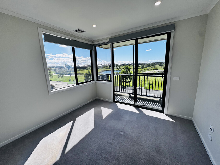 Premium 4-bedroom + study 3-Bath family home | Pet-friendly | Low-maintenance living | Veggie garden | Convenient location