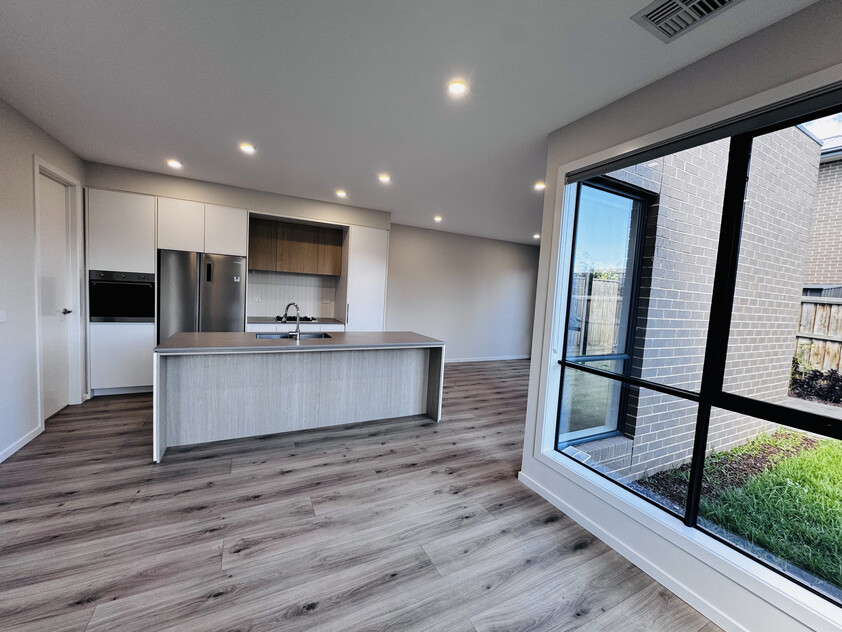 Premium 4-bedroom + study 3-Bath family home | Pet-friendly | Low-maintenance living | Veggie garden | Convenient location