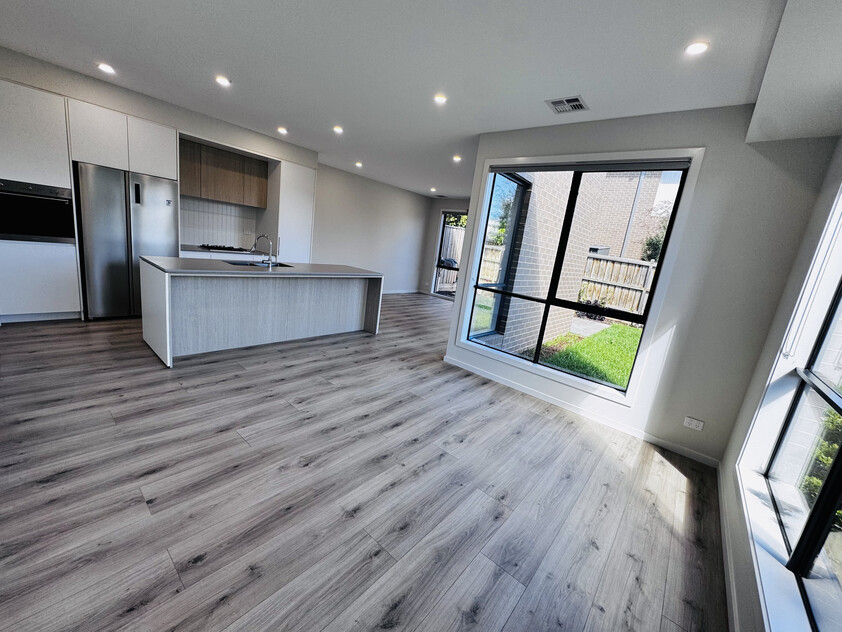 Premium 4-bedroom + study 3-Bath family home | Pet-friendly | Low-maintenance living | Veggie garden | Convenient location