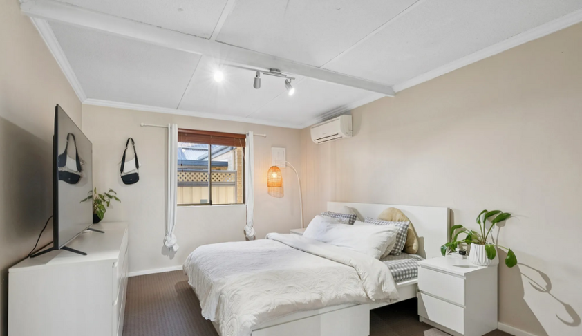 Fully furnished - close to city & airport