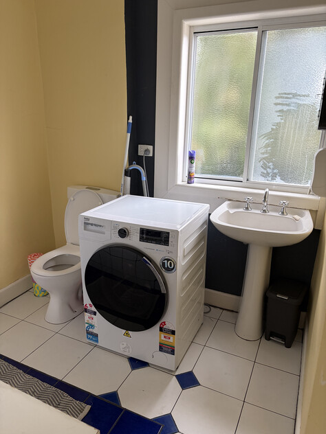 Funky furnished 3-Bedroom Apartment