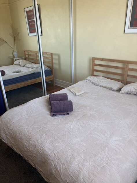 Funky furnished 3-Bedroom Apartment