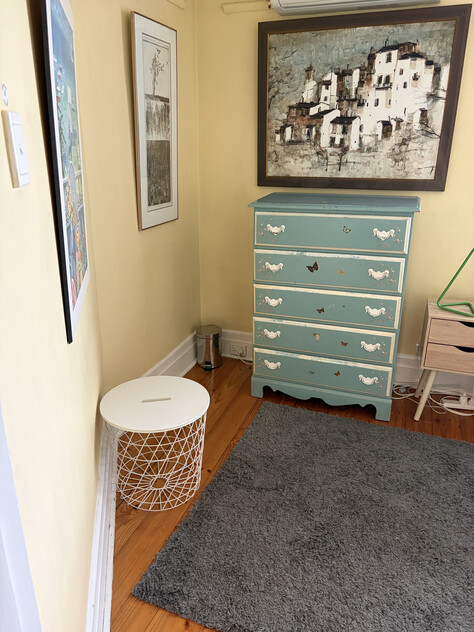 Funky furnished 3-Bedroom Apartment