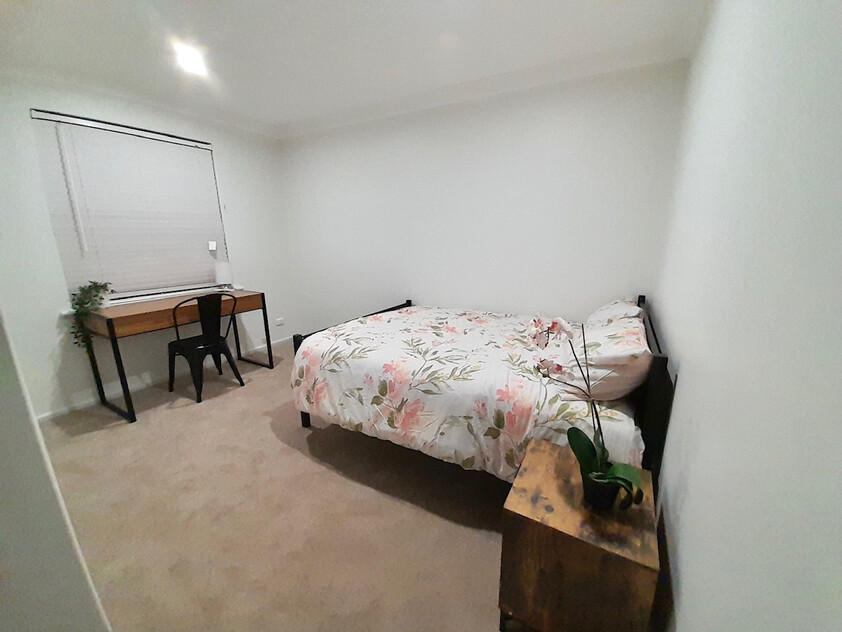 Large 6 x 3 House in Rossmoyne Senior High School Zone