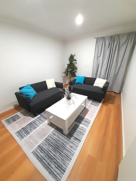 Large 6 x 3 House in Rossmoyne Senior High School Zone