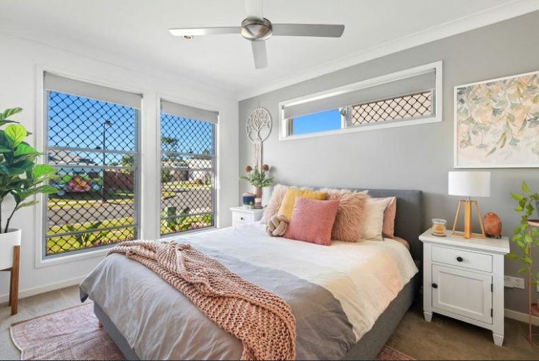 Modern family home in Brightwater, minutes from Sunshine Coasts best beaches, University, Hospitals.