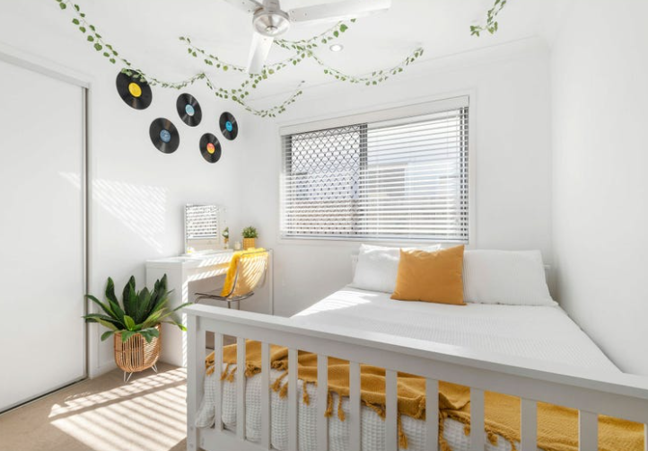 Modern family home in Brightwater, minutes from Sunshine Coasts best beaches, University, Hospitals.
