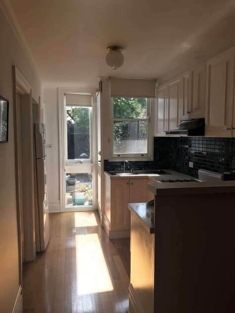Unfurnished 3 bedroom Victorian terrace with sunny back garden