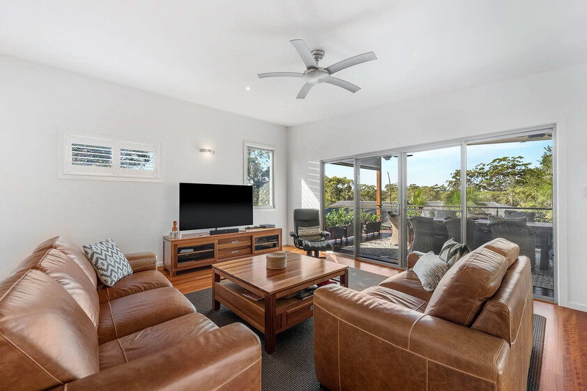 A Home in a Private Gated Beachside Estate - Near Laurieton - 40 min to Port Macquarie
