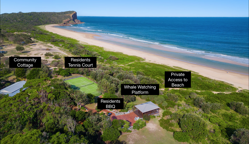 A Home in a Private Gated Beachside Estate - Near Laurieton - 40 min to Port Macquarie