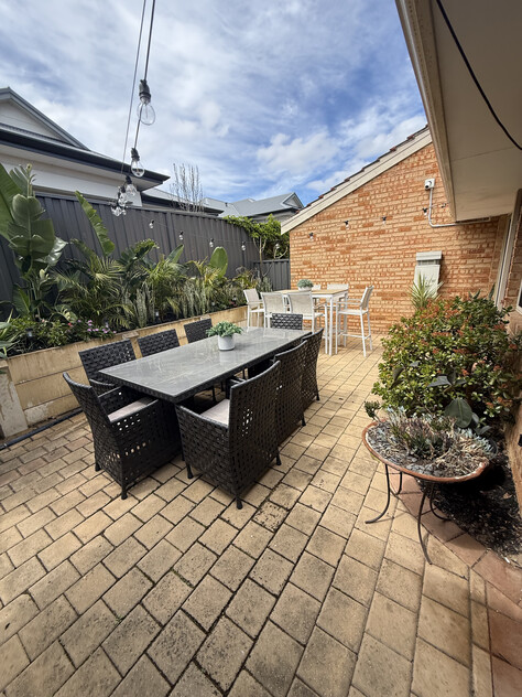 Light bright and spacious three bedroom villa