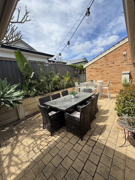Light bright and spacious three bedroom villa