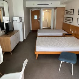 SHORT TERM ACCOMMODATION PELICAN WATERS CALOUNDRA