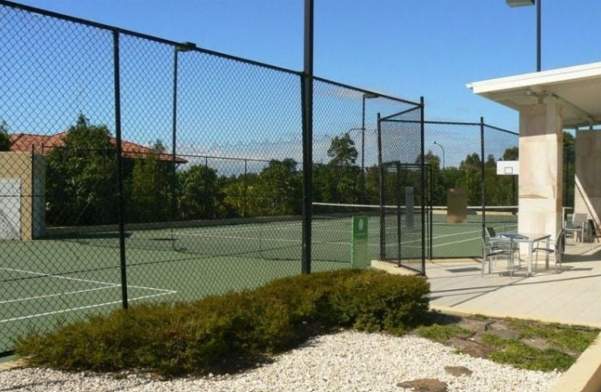 SHORT TERM ACCOMMODATION PELICAN WATERS CALOUNDRA