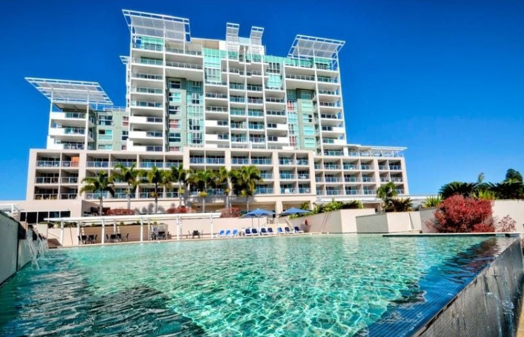 SHORT TERM ACCOMMODATION PELICAN WATERS CALOUNDRA